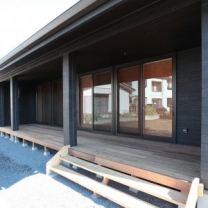 音響熟成木材と幻の漆喰でつくる空気のいい家　太田市　K様邸